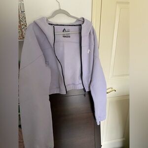Alphalete Elements crop zip jacket in lilac. New condition.